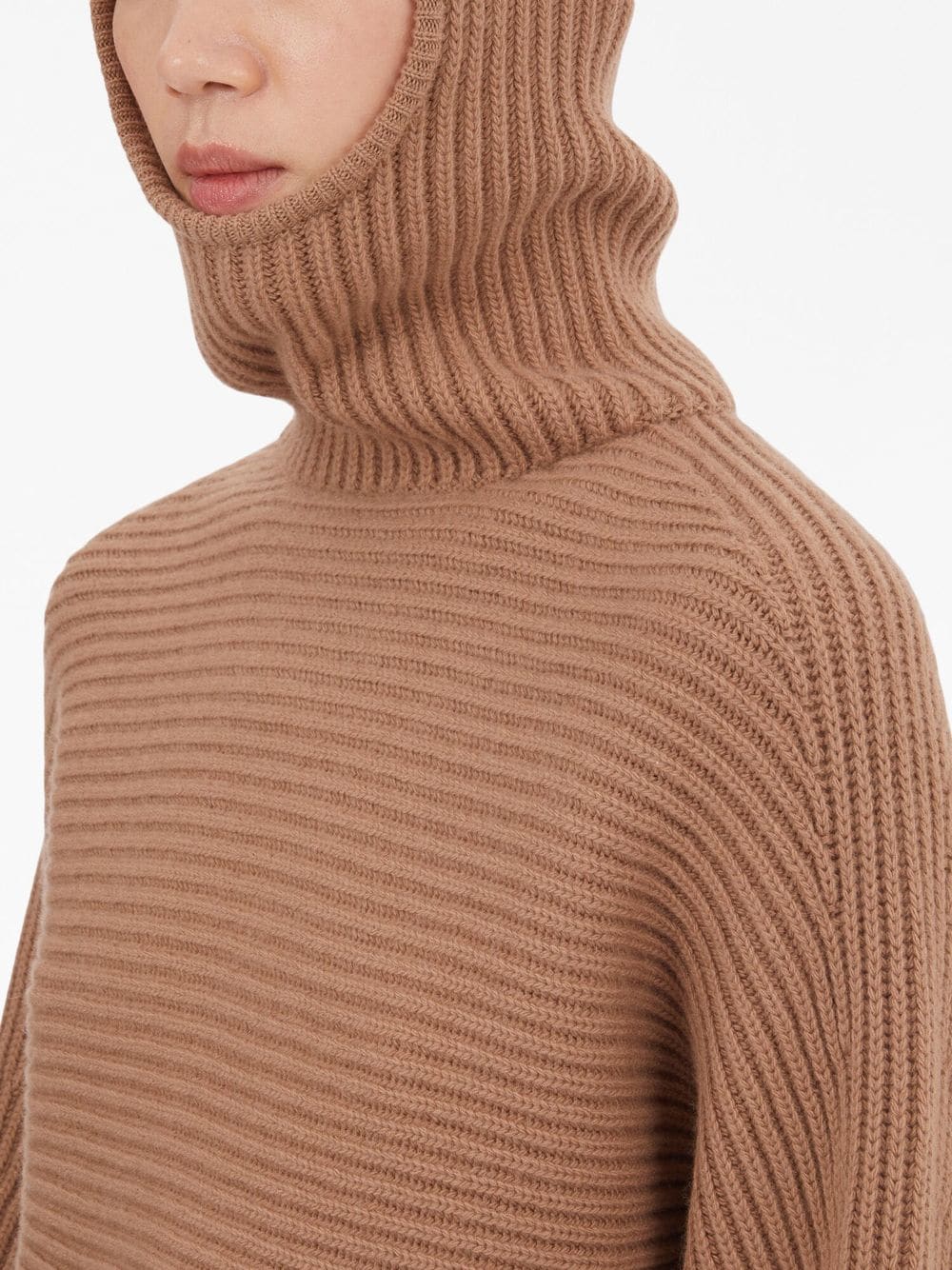 sweater beige