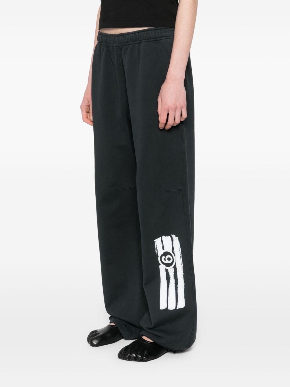 trousers black