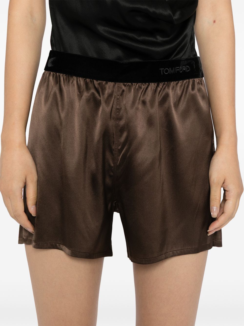 shorts brown