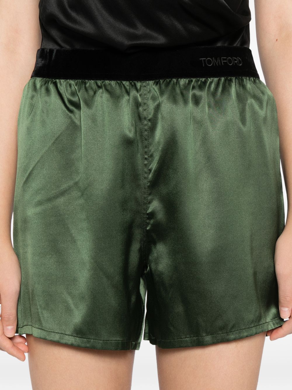 shorts green